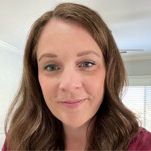 Meet your Posher, Leanne